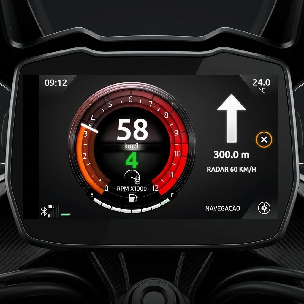 TFT panel at 58 km/h in 4th gear showing a straight arrow, 300 meters and the warning RADAR 60 KM/H